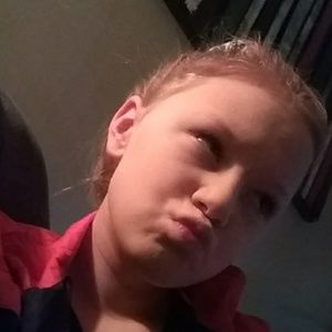 Meet your Posher, Phoebe